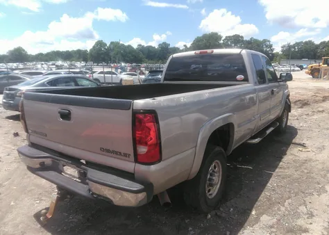 1GCHK29U04E338229